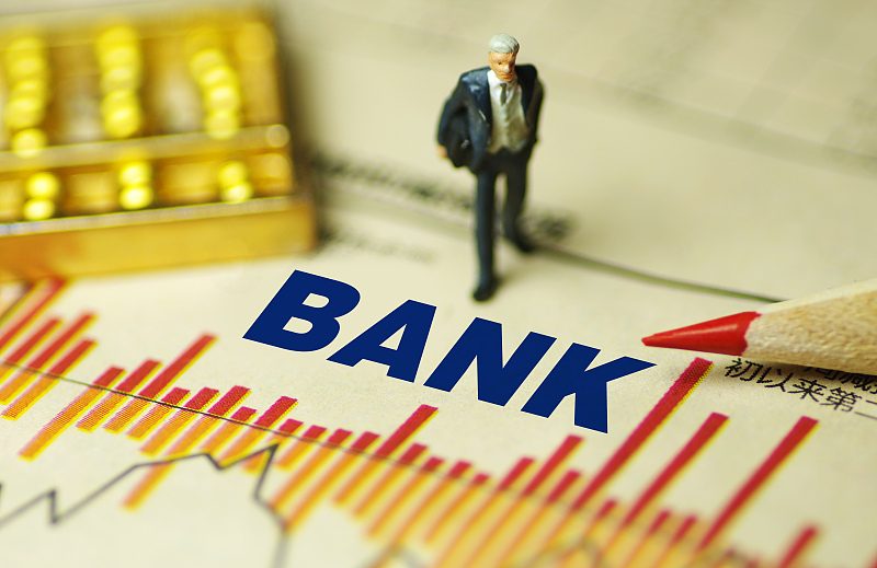 成交额|两市成交额仅7640亿，这是大跌的信号吗，A股明天怎么走？