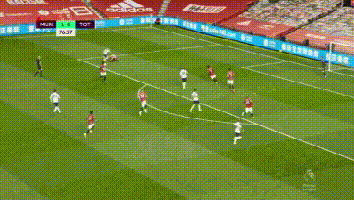 曼联|92分钟还在带球不传！曼联这巨星梦游+送点，索帅换B费不换他