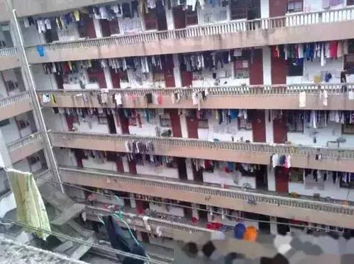 宿舍|大学宿舍中的“丐中丐”，学生：我们是来修行的吗？