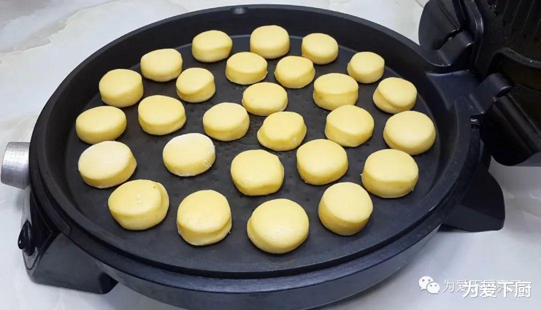 面包▲面粉又出新吃法,不用蒸不用烤,松软香甜不塌陷,比饼干面包都好吃