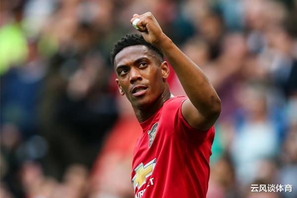 曼联|6000万欧元锋霸愿意加盟，曼联的锋线有救了，索尔斯克亚要笑了？