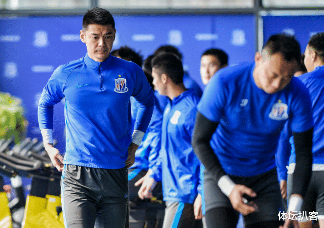 [曾诚]中超卡里乌斯！曾诚玩火送大礼，崔康熙暗批他，球迷：恒大英明！