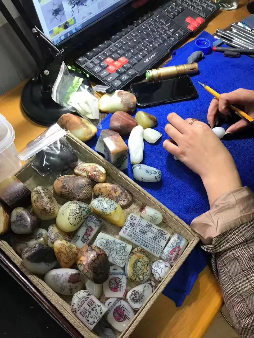 玉雕：和田玉雕刻经常被忽略的环节你们知道吗？