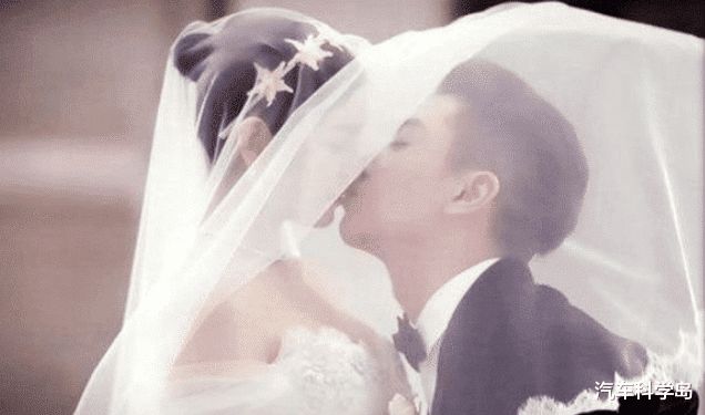 陈妍希|?卓伟泄露口风：陈晓到底是不是被陈妍希骗了？网友：早该真相大白