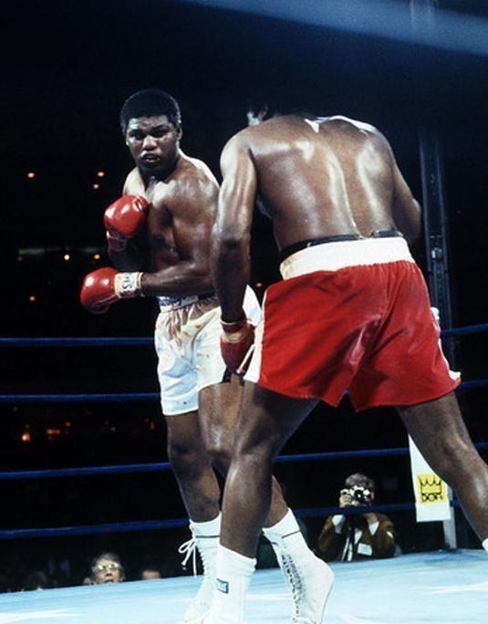 [皇家马德里]他是第一个终结泰森连续KO的人，可惜拳击生涯从未获得世界冠军