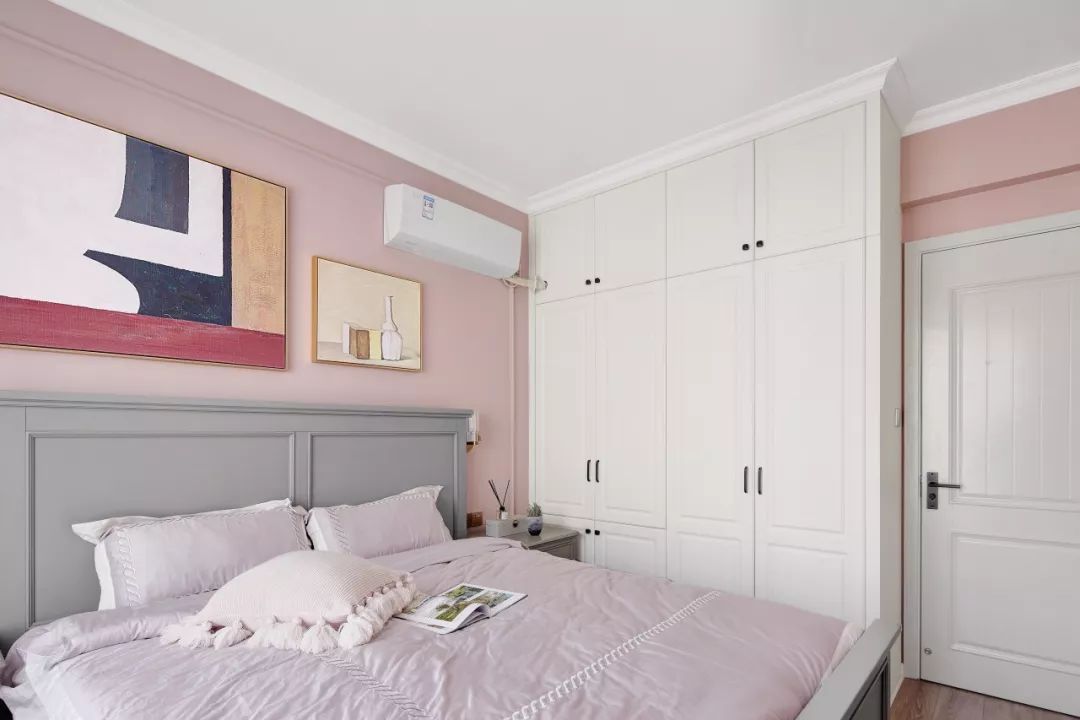 |从朋友家回来才发现，原来衣柜做到顶的好处这么多，后悔没早知道