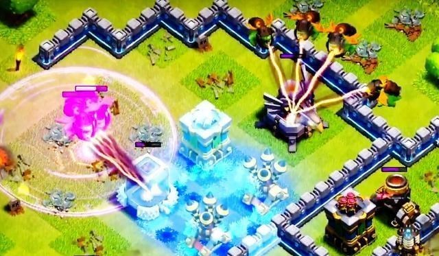 「部落冲突」部落冲突:照搬《皇室战争》,占用40格子的骷髅,会走动的地狱塔