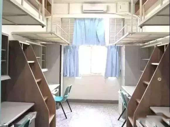 「电视剧」看完偶像剧里的大学宿舍,网友纷纷吐槽:导演怕是没上过大学!