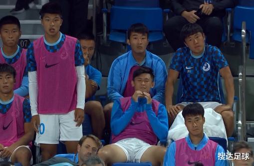 中超|从2-0到3-2！中超土豪为这一场胜利等待3年，球员激动落泪