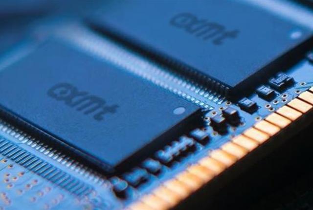 芯片|DDR4内存价格暴跌,网友:都怪中国厂商,能生产DDR4内存了