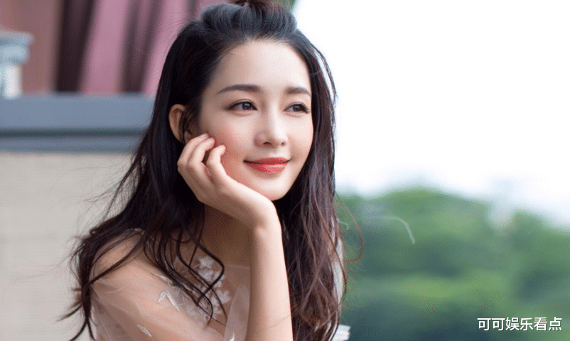 李沁：李沁为啥一直都没人追？直到看到这组照片后，这谁能架得住啊！