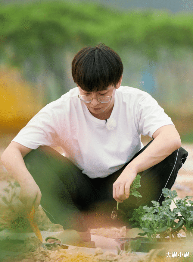 彭昱畅|有种“整容”叫彭昱畅恋爱后，减肥成功帅成韩国欧巴，怕你太想嫁