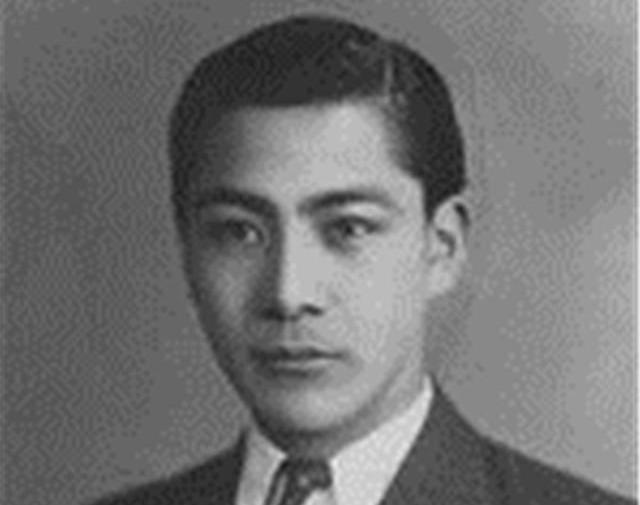 蒋纬国|蒋纬国的身世之谜，到底谁才是他亲生父亲？