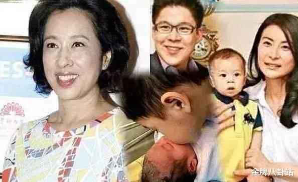 郭晶晶▲郭晶晶女儿曝光？一双“腰果眼”让爷爷豪掷10亿，难怪会如此宝贝