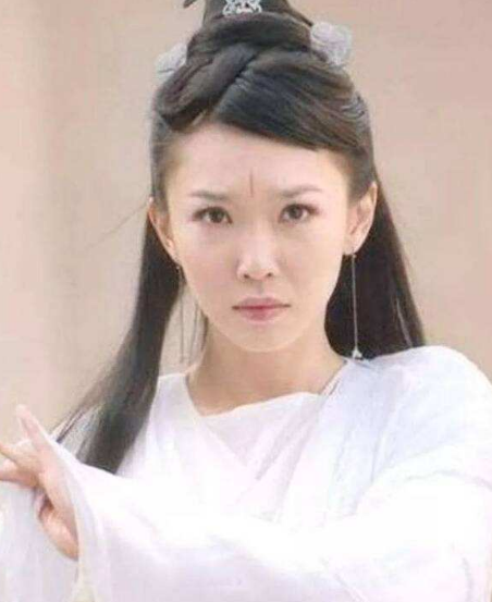 黄晓明|新加坡国宝范文芳凭美貌出圈，11年爱情长跑落空，现状如何了？