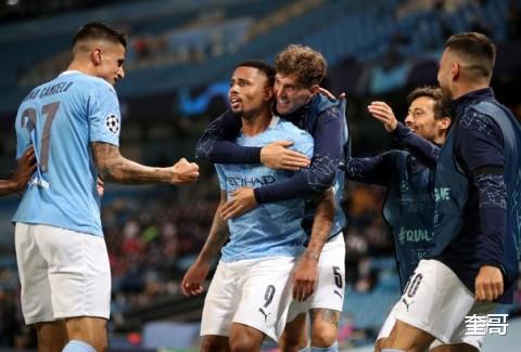 皇家马德里|开场就警告了皇马，齐达内用那样的战术挑战瓜迪奥拉，就是献丑