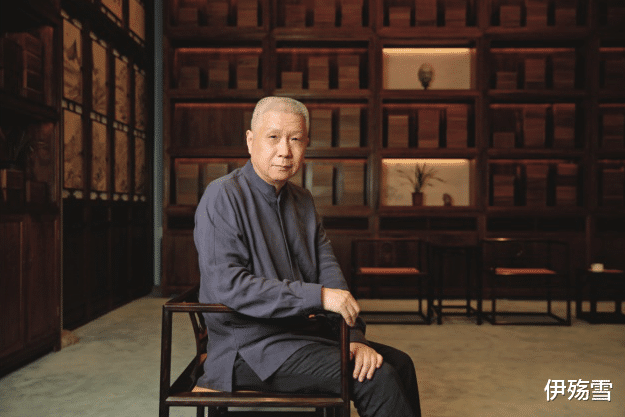 |马未都：鉴别瓷器不需要戴手套，戴手套的要么是外行，要么是骗子