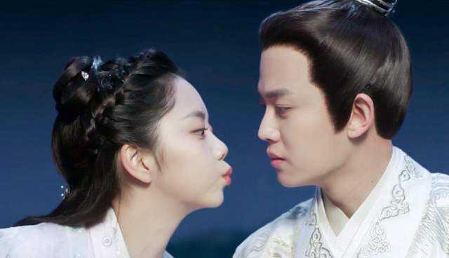 「锦衣之下」《锦衣之下》收官77天,《秋蝉》终定档?任嘉伦的剧为何总上头?