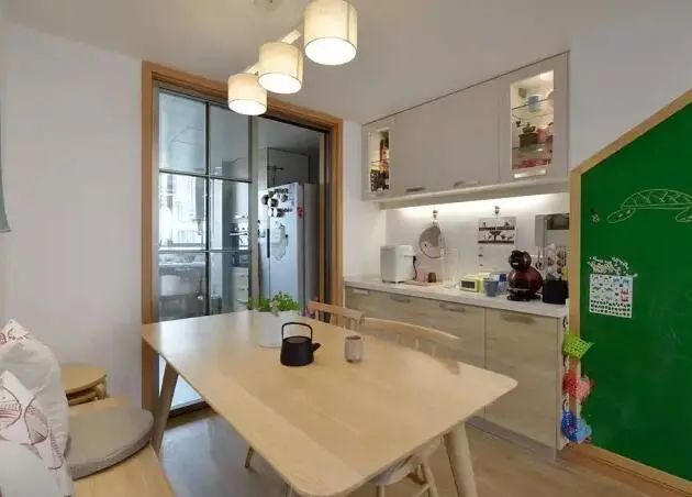 |晒晒表姐家新房，120平硬装只用了8万，简约范