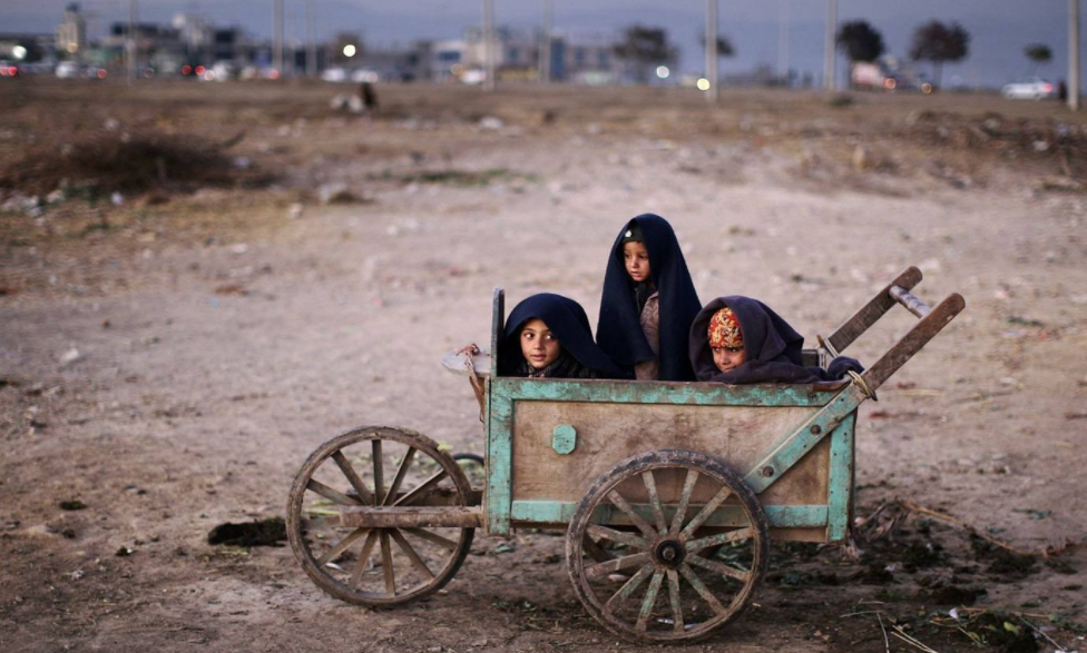 [美国]美国又耍小把戏，百万难民甩锅让中国收留，中方仅用6字怼回