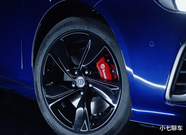 #别克君威#别克亮出“王牌”！比丰田凯美瑞拉风，爆237马力+9AT，零百7.2秒