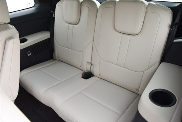 理想one|5米多长2米宽！高速稳如高铁，关上门安静似深海，6.5秒破百