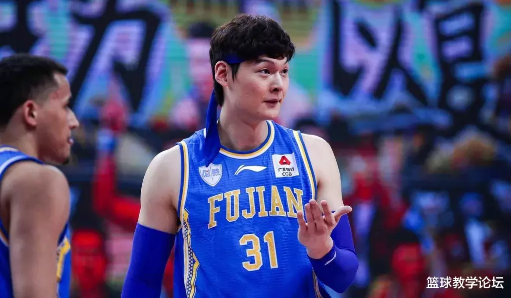 王哲林|消灭垃圾话!又一新规出炉!王哲林彻底失去冲击NBA的机会