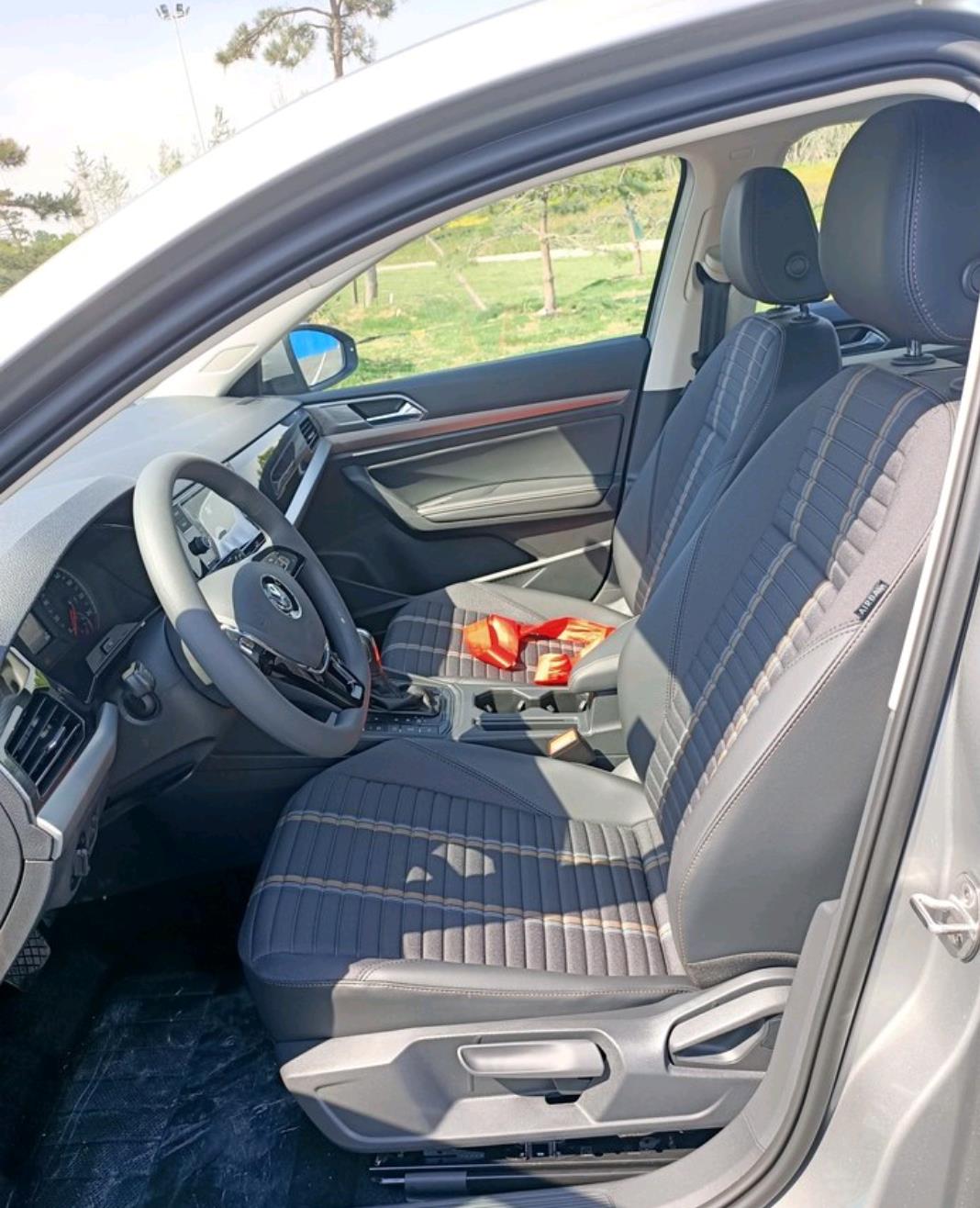 【大众朗逸】喜提朗逸1.5L中配，驾驶质感优秀，动力是短板，我的价格便宜吗？