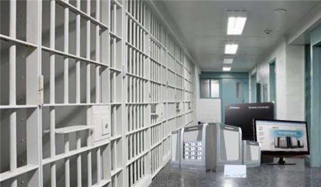 臆说古史|跌落的厦门“女富豪”：买600万游艇，打60万美体针，终被判无期