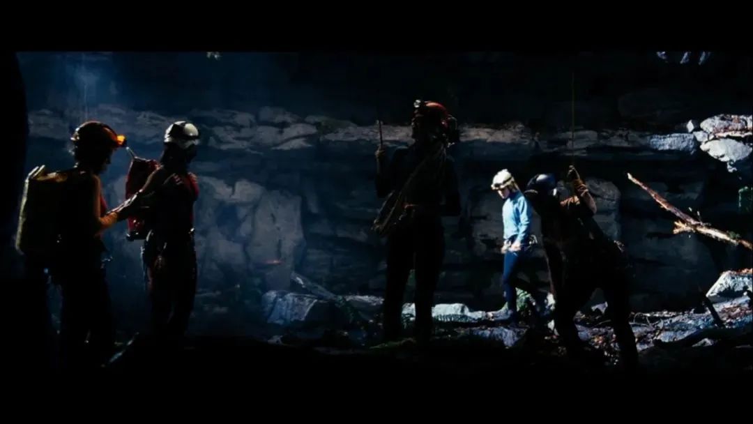 霍莉|吊打93%的恐怖片，它为什么这么牛？