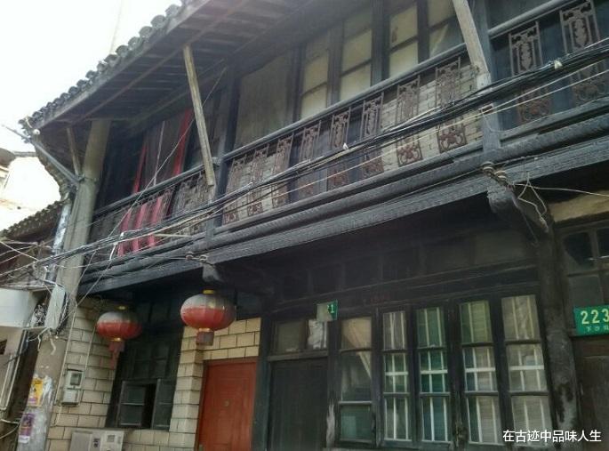 『上海市』上海这条百年老街正在消逝，老屋已是荡然无存，古镇保护路在何方
