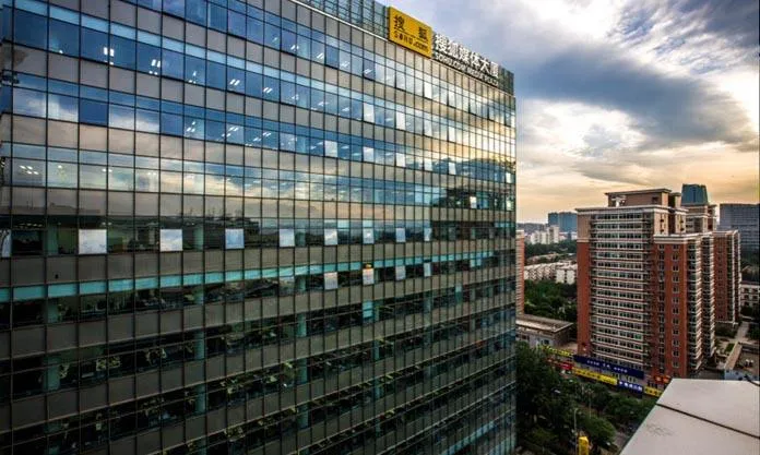 『搜狐』市值暴跌90%，曾经不屑阿里和腾讯，辉煌的搜狐到底是如何掉队的？