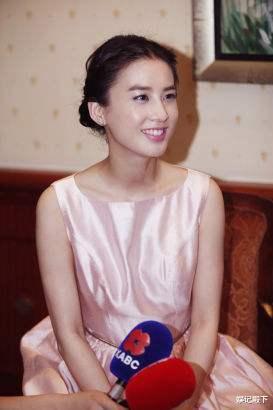 天仙配|现在再看天仙配，七个仙女扮演者有六个超大牌明星，当时咋没发现