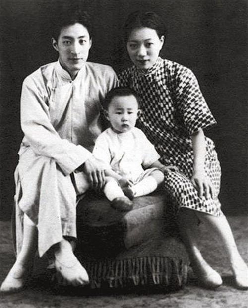 |小妾给女儿缠足，原配立马反对：别缠了，嫁不出去我养，后来怎样