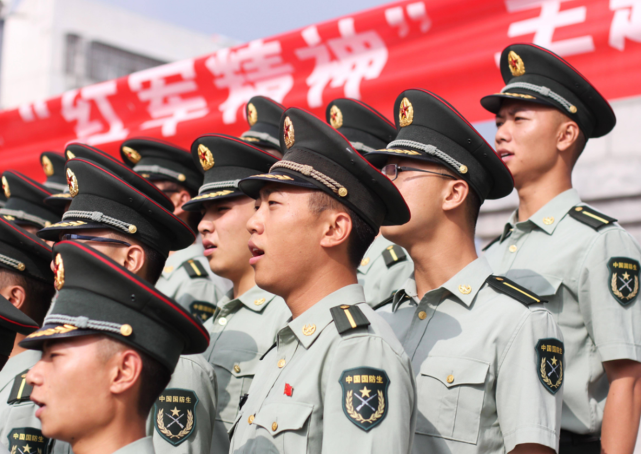 政审|国内“最难考”三所大学，报考还需体检和政审，考上就容易当官