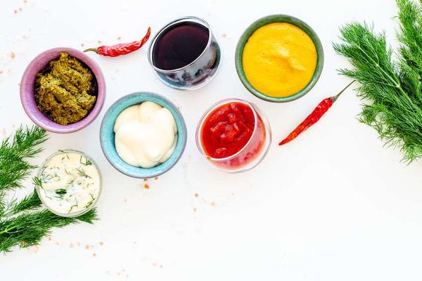 『饮食』为何如此受肝癌“偏爱”？医生：只因炒菜爱放一种东西，毒性太大