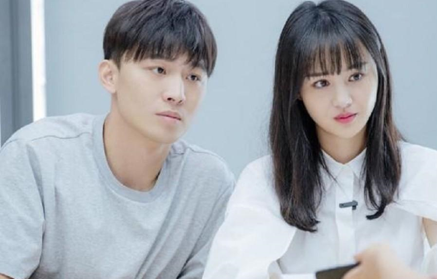 郑爽|郑爽“DY弃养”风波升级,baby杨幂戚薇躺枪,姚安娜要哭了