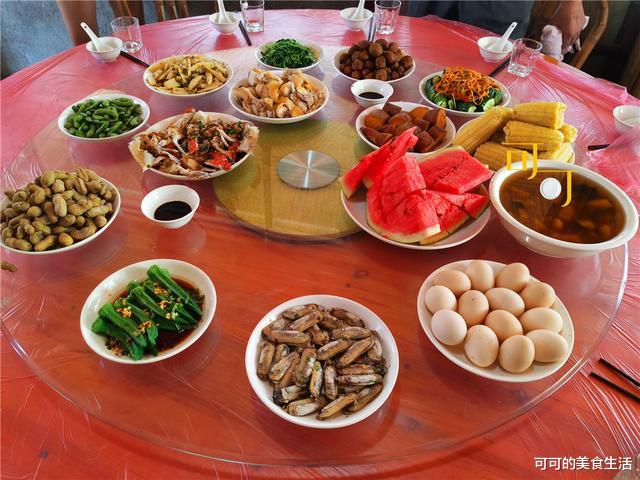 土豆|一家人去奉化度周末,10个人吃1000元的农家乐,有些什么菜?