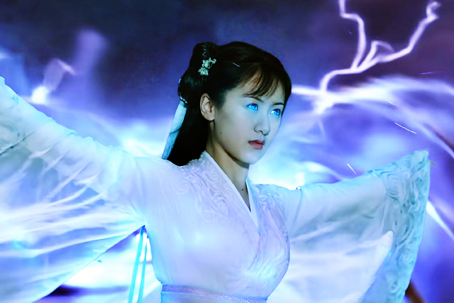 琉璃美人煞|《琉璃美人煞》璇玑半空撒狗粮，昊辰井中望月，腾蛇看得很透彻