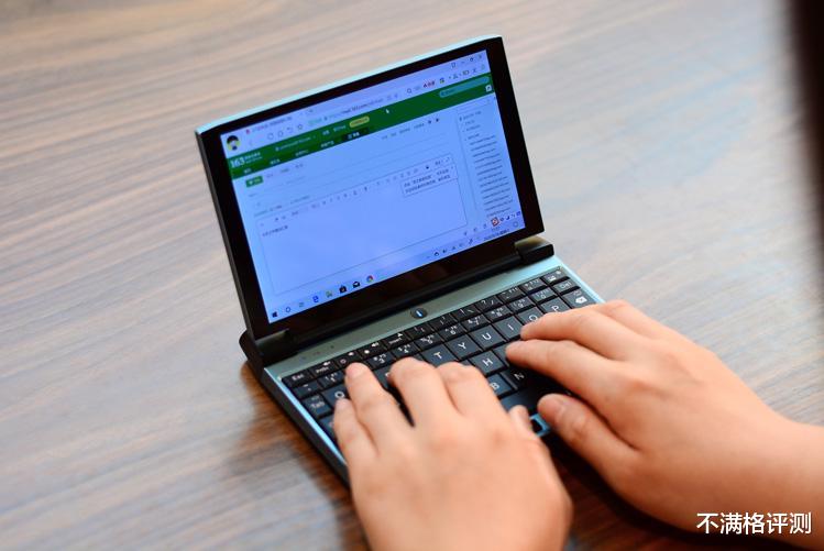 游戏本|国产迷你游戏本壹号本评测：虽不完美，但值得评分90+