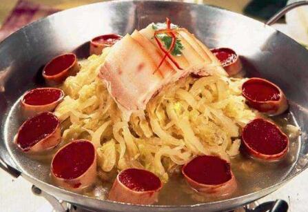 酸菜|北方人常说“整俩硬菜”，南方人一脸懵：到底什么是“硬菜”？