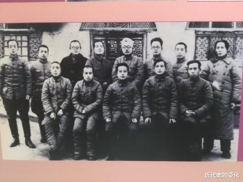 #遵义会议#遵义会议上，当面和主席争论的凯丰，最后去了哪里？