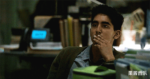 冯绍峰@结婚2年，冯绍峰半夜崩溃删微博：赵丽颖，我装不下去了