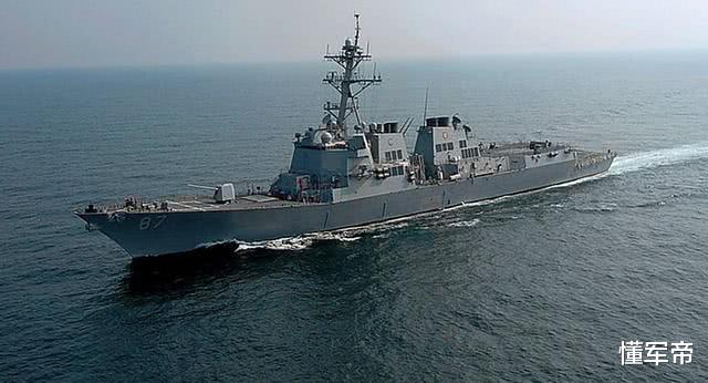 『地中海』地中海传来一串爆炸声，15艘俄舰果断开火击沉目标，美称闯下大祸