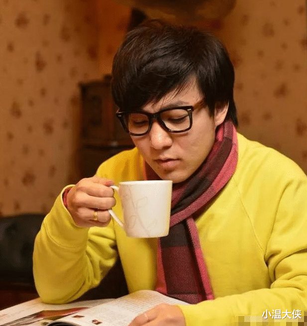 孟智超|他凭借“三毛”大火，因头皮受伤谢顶缝300针，今容貌大变无人识