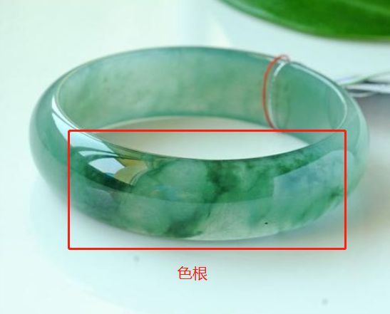 「翡翠」详谈翡翠的色根、棉、石纹和杂质，正视这些特征更好的认识翡翠！