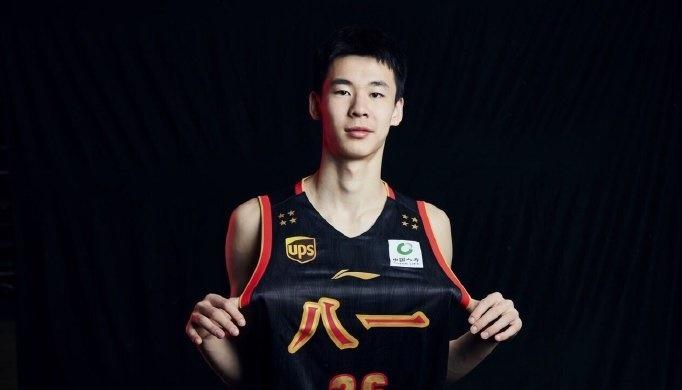 郭昊文|炸裂！34+11+11+15！他是最接近NBA的中国后卫！新星引领男篮未来