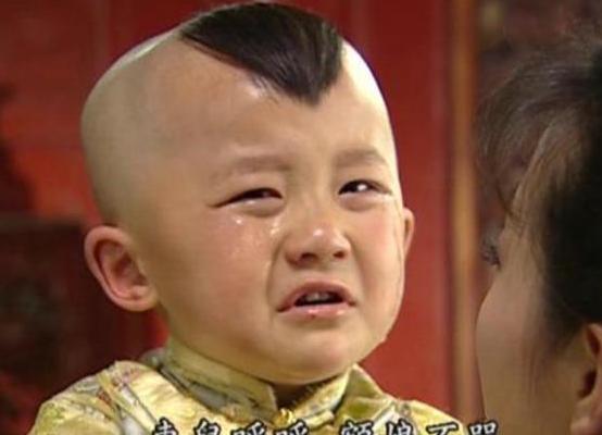 贾云哲|他是马伊利的儿子,如今20多岁像个小学生,为了长高只能靠激素