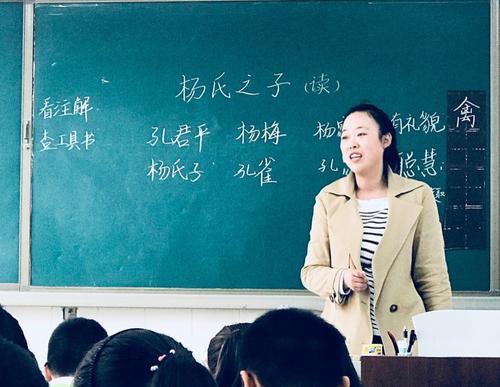 学霸|高考语文146，总分725获高考状元，她的学习方法值得借鉴