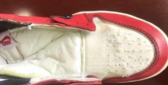 ▲“凭啥赔这么多！”小伙3.65万元球鞋被洗坏要求全赔，老板不服